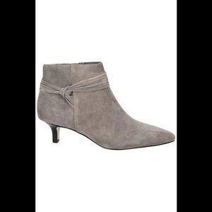 Bella Vita Women's Jani Ankle Booties Gray Suede - Extra Wide